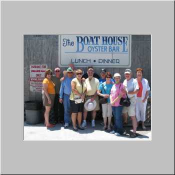 Boathouse Oyster Bar 16 w Donna.jpg